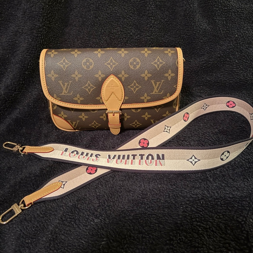 Louis Vuitton Monogram Diane - Picture 15 of 16